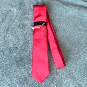 J.Ferrar Coral Narrow Tie NWT